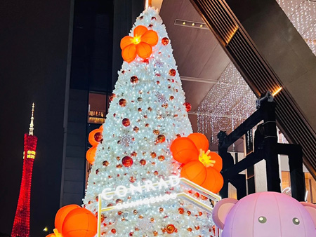 White Christmas Tree